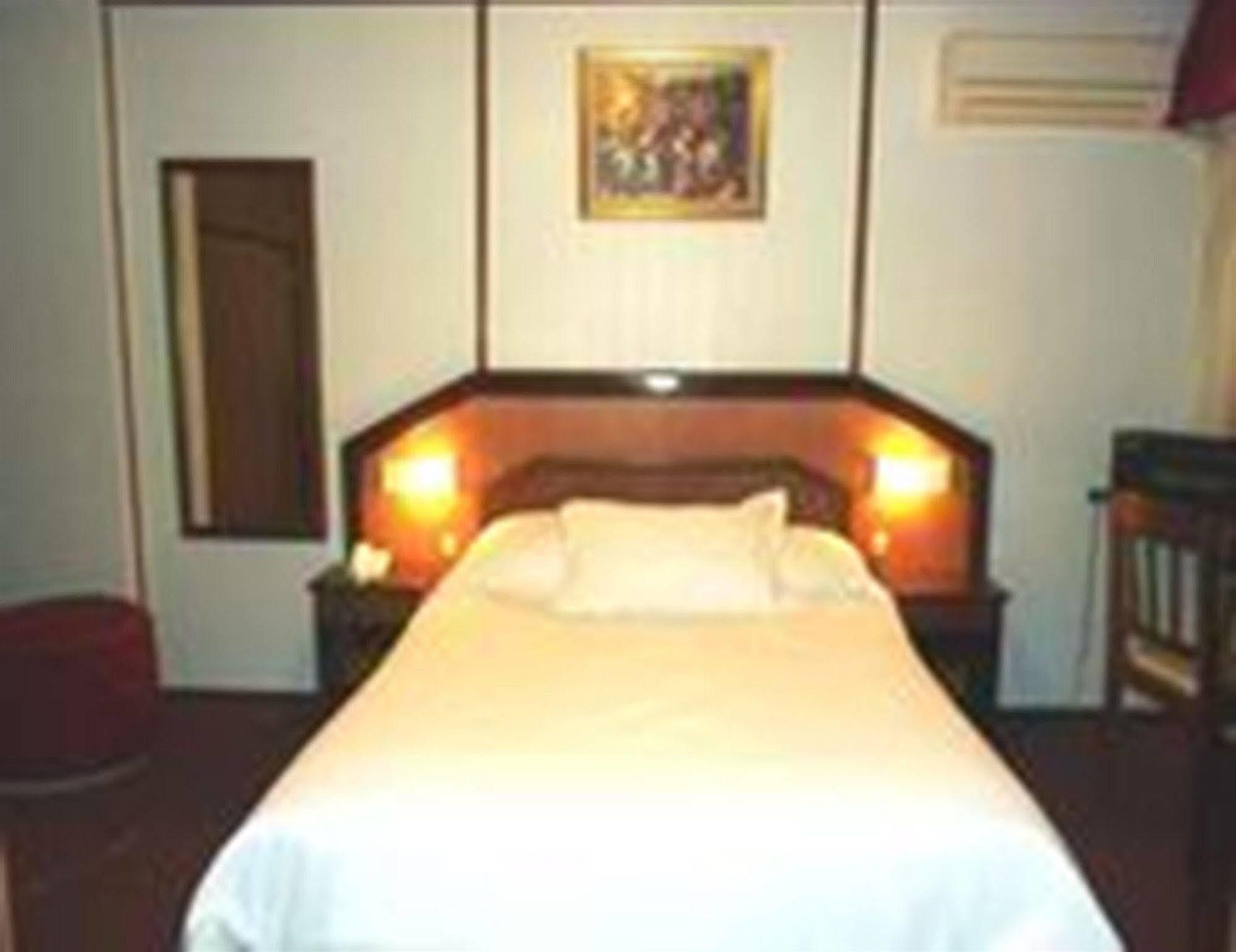 Hotel Continental Монтевидео Экстерьер фото