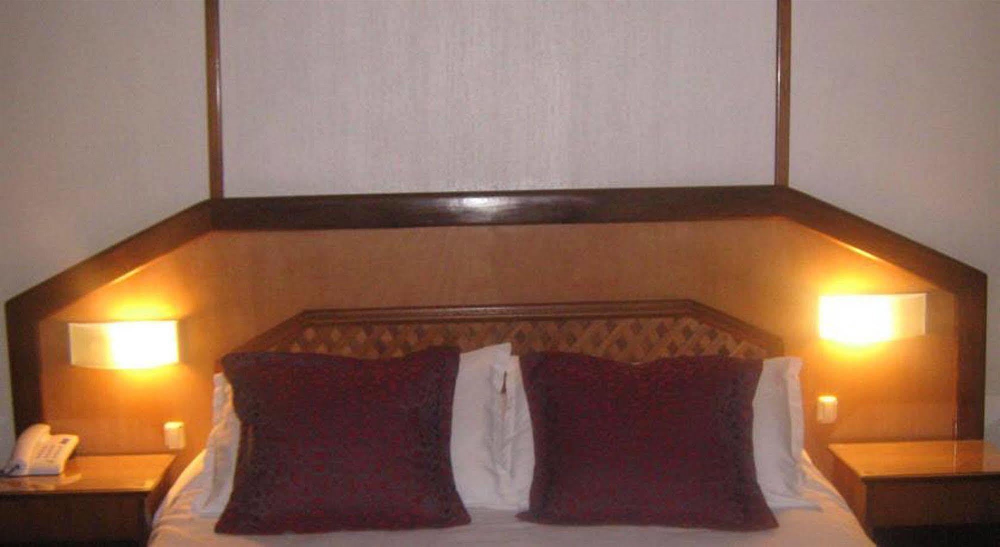 Hotel Continental Монтевидео Экстерьер фото